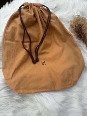 Louis Vuitton Authentic Cotton Dust Bag Logo Cord String Closure Medium 20x17x6”